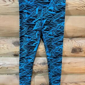 Zumba Blue and Black Patterned Leggings